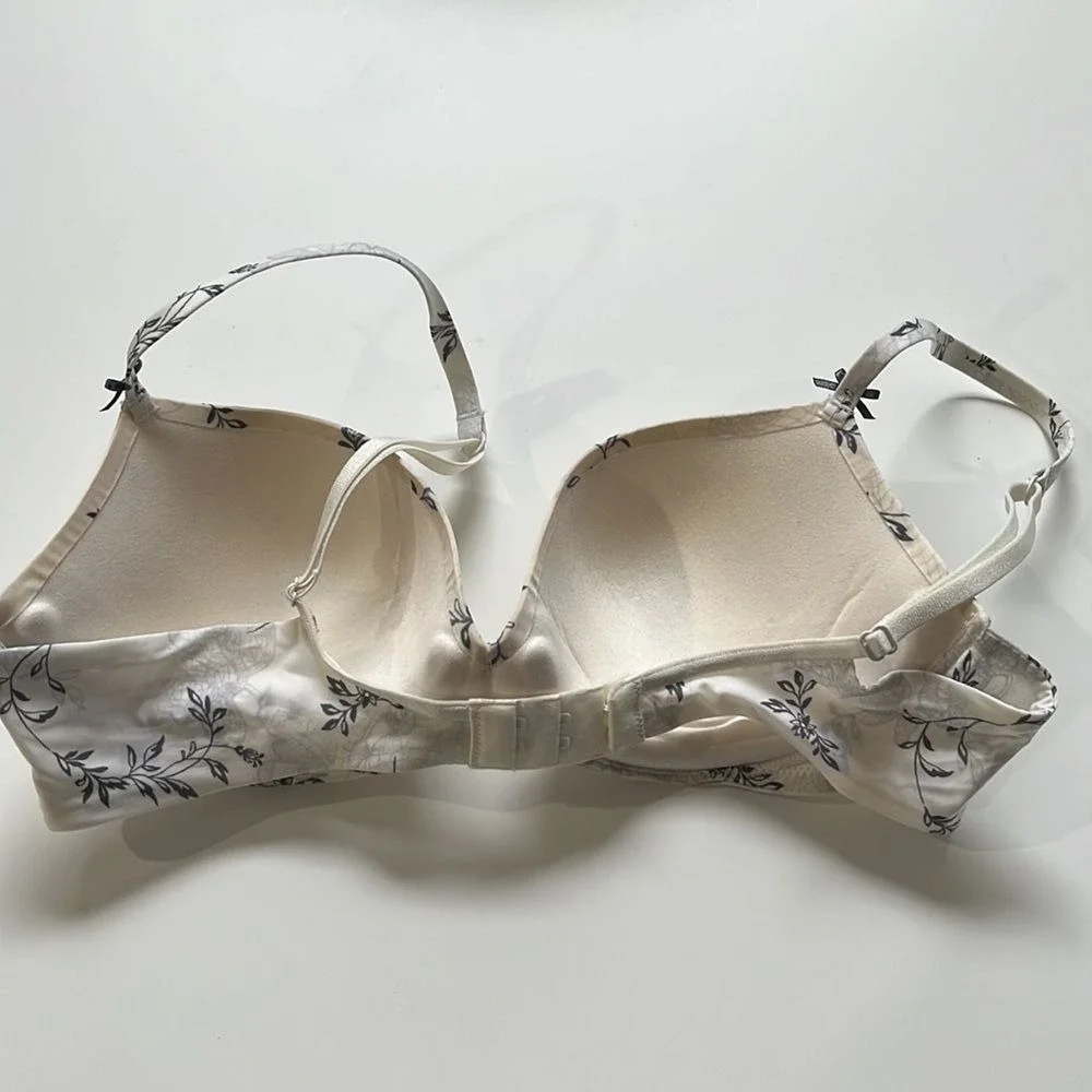 Victoria's Secret Lined Demi Bra 36B Floral Embellished Feminine Pretty Crystals
